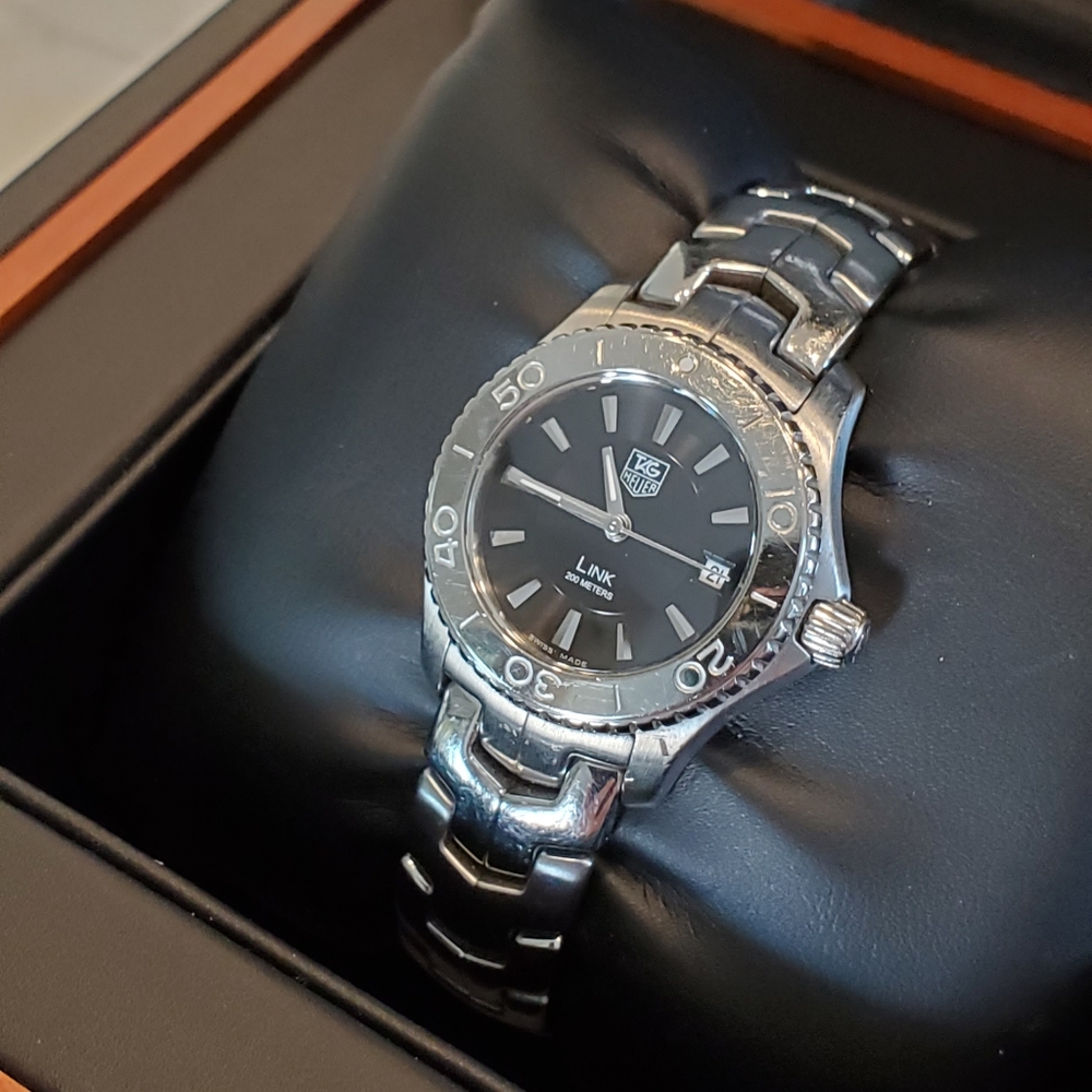 Ladie's TAG Heuer LINK timepiece